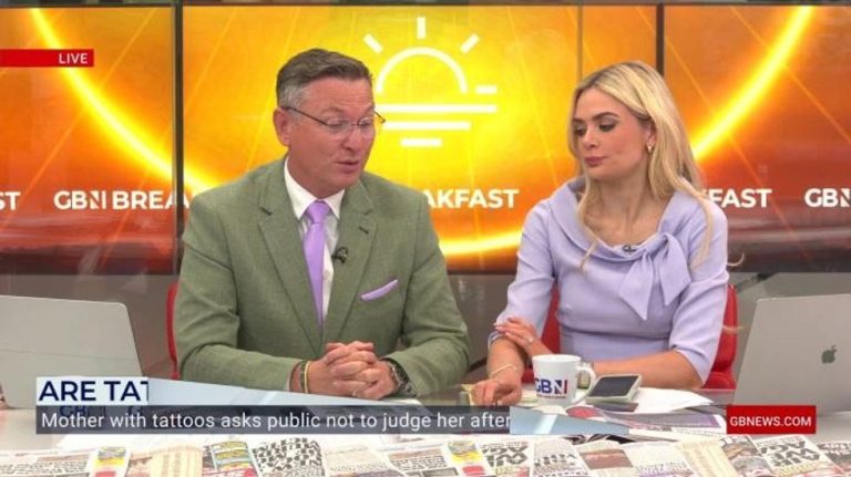 ‘You’re stuck with it!’ Stephen Dixon makes ‘very personal’ admission as he reveals ‘addictive’ habit
